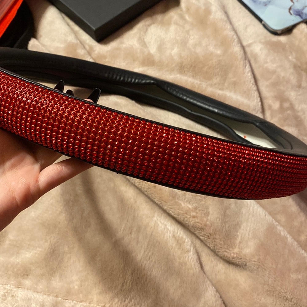 Red Diamond Steering wheel cover